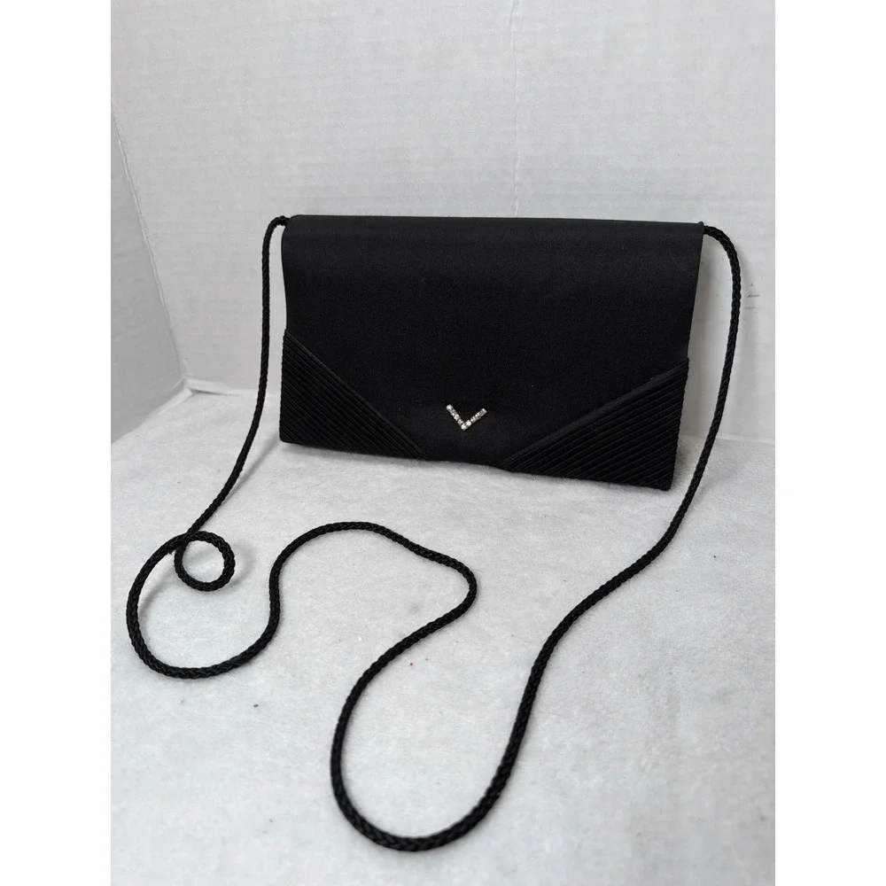 VTG 80s La Regale Ltd. Evening Clutch Womens OS Black‎ Satin Rhinestone Pleated